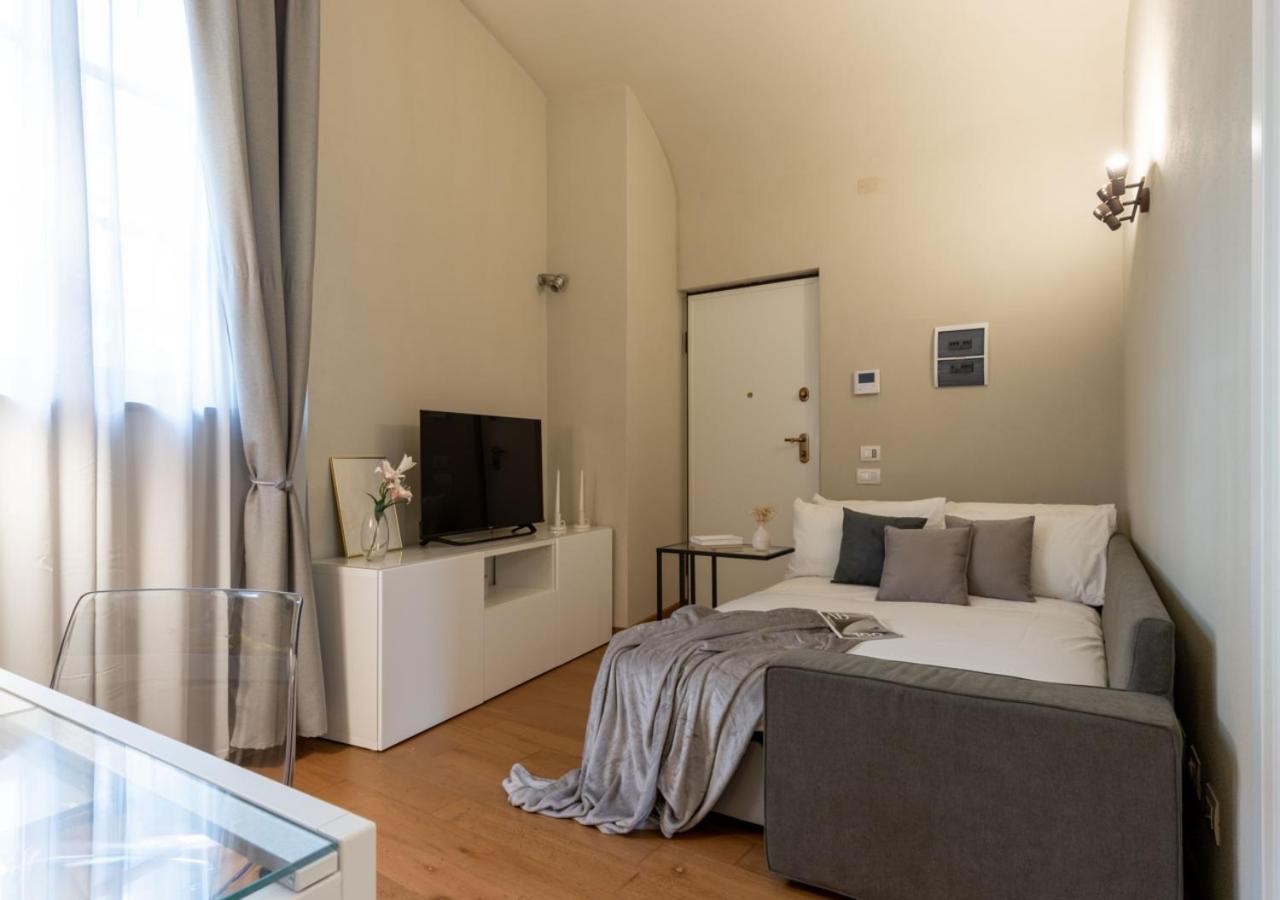 Near River, Relax And Design Behind The Tower Appartement *